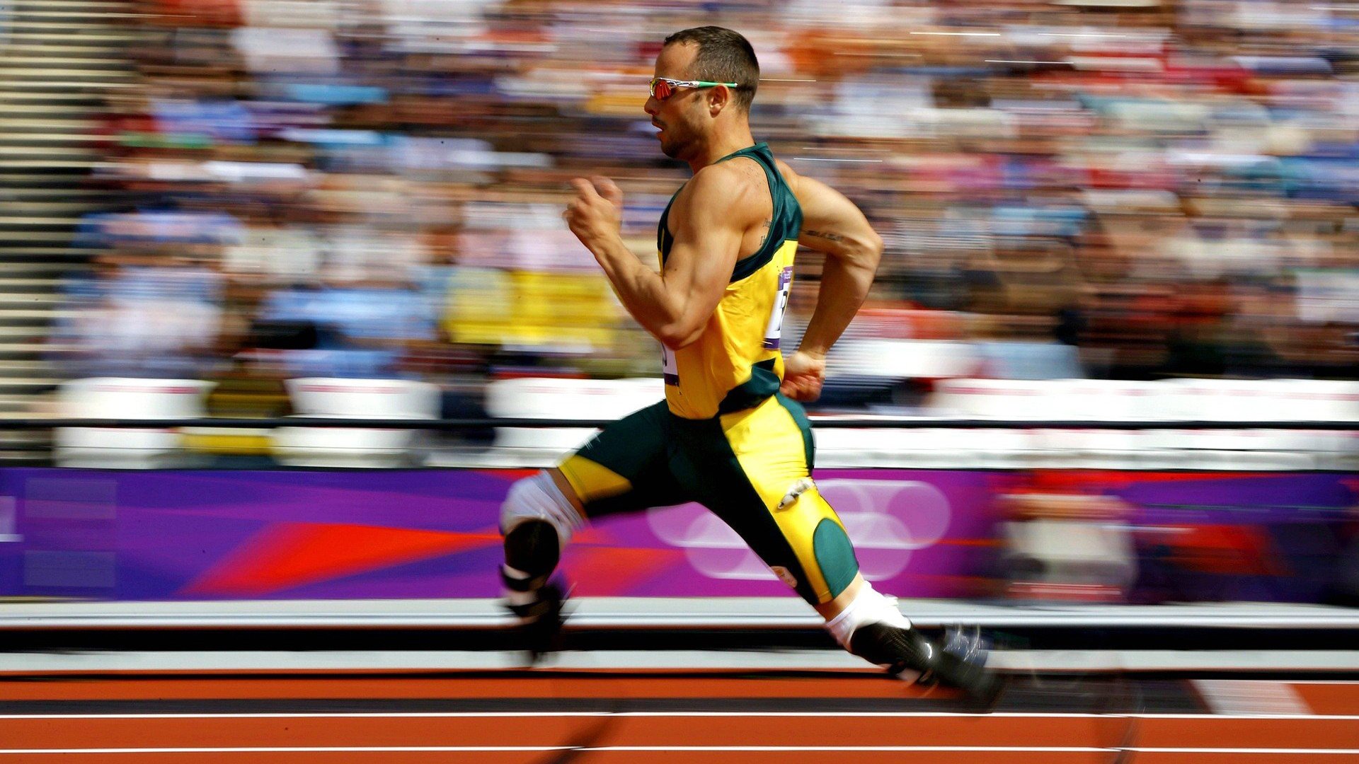 国足主场氛围是否影响球员比赛情绪，国足主场优势